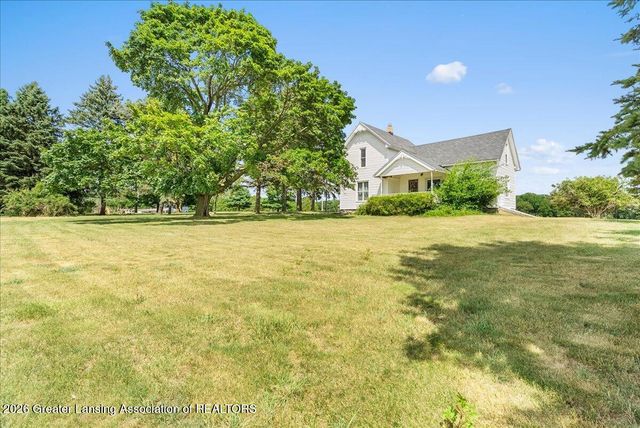 13696 N River Highway, Grand Ledge, MI 48837