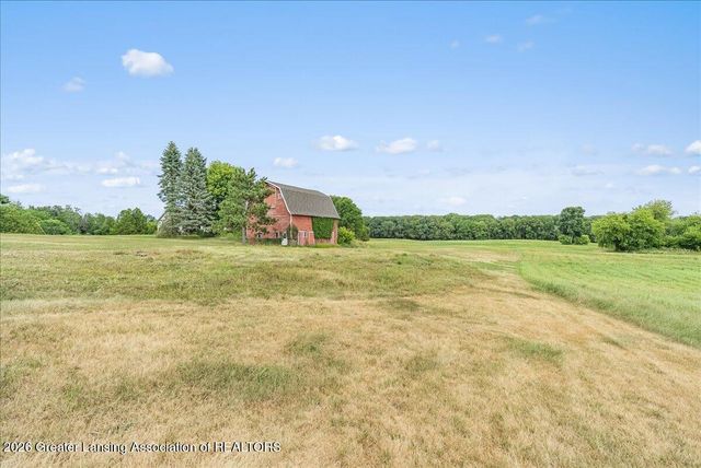 13696 N River Highway, Grand Ledge, MI 48837