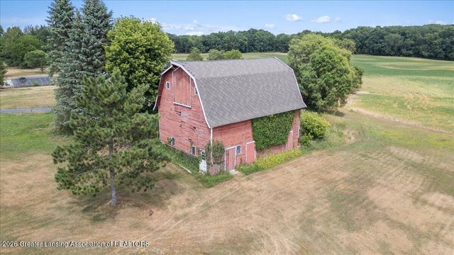 13696 N River Highway, Grand Ledge, MI 48837