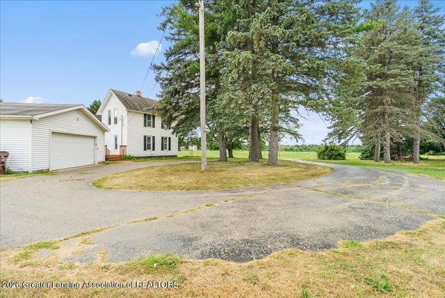 13696 N River Highway, Grand Ledge, MI 48837