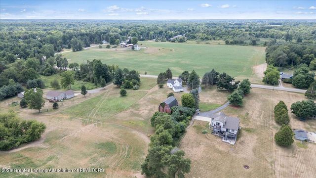13696 N River Highway, Grand Ledge, MI 48837