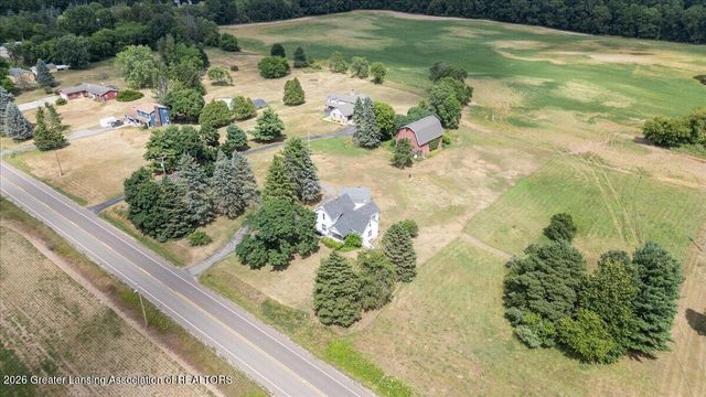 13696 N River Highway, Grand Ledge, MI 48837