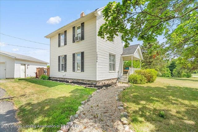 13696 N River Highway, Grand Ledge, MI 48837