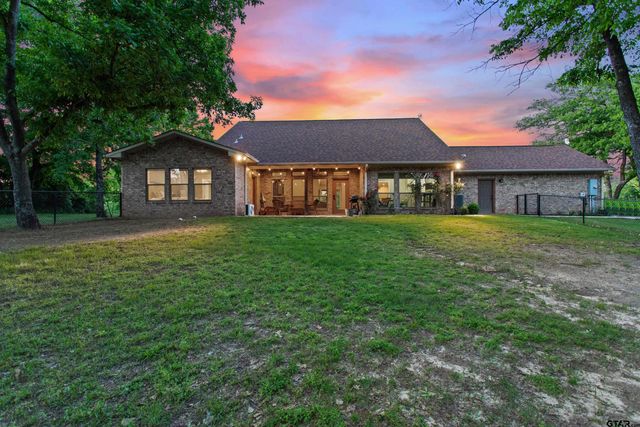 16551 Fox Run Ln, Lindale, TX 75771