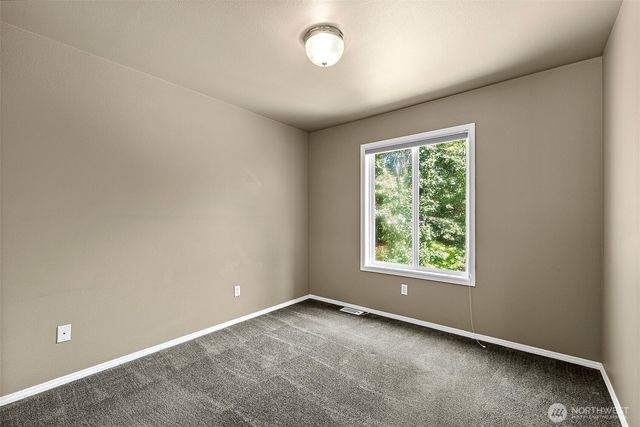1322 Farwell Avenue NW, Olympia, WA 98502