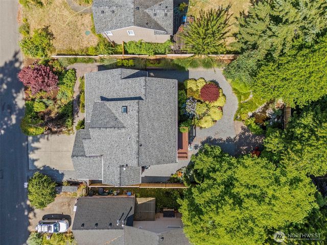 1322 Farwell Avenue NW, Olympia, WA 98502