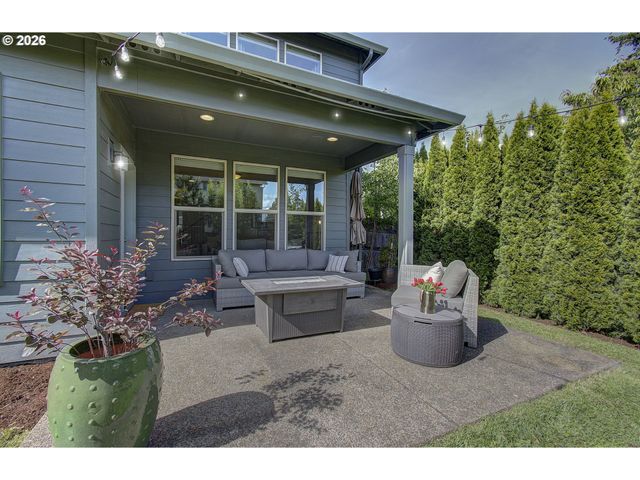2050 Ne 41ST Ave, Camas, WA 98607