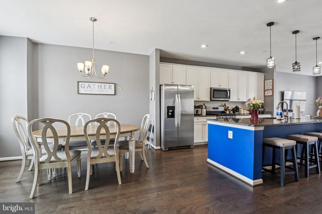 1306 HAWK HOLLOW DR, Crofton, MD 21114