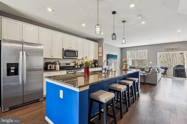 1306 HAWK HOLLOW DR, Crofton, MD 21114