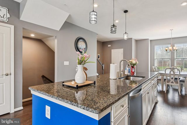 1306 HAWK HOLLOW DR, Crofton, MD 21114