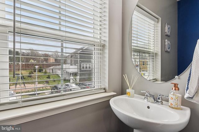1306 HAWK HOLLOW DR, Crofton, MD 21114