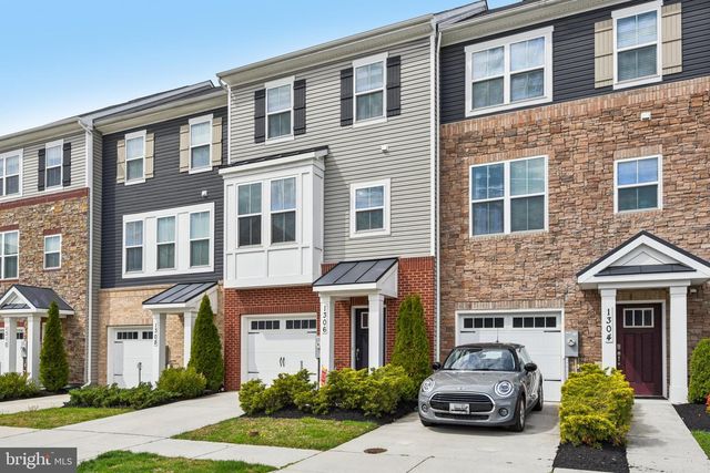 1306 HAWK HOLLOW DR, Crofton, MD 21114