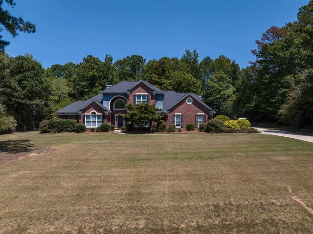 221 Mink Drive, Cataula, GA 31804