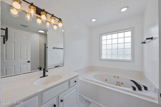 105 Quarter Horse, Havelock, NC 28532