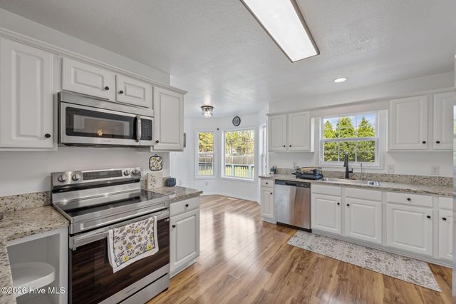 105 Quarter Horse, Havelock, NC 28532