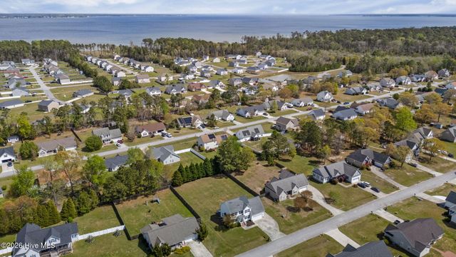 105 Quarter Horse, Havelock, NC 28532