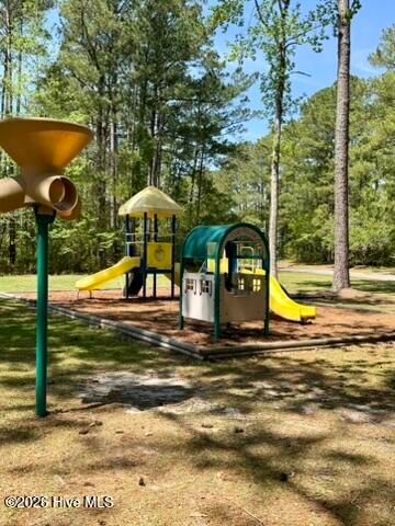 105 Quarter Horse, Havelock, NC 28532