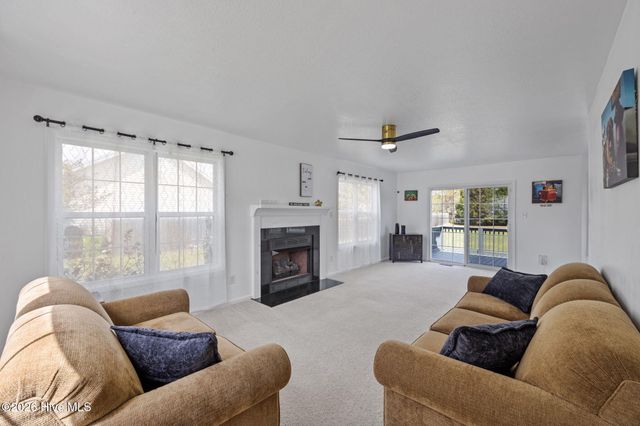 105 Quarter Horse, Havelock, NC 28532