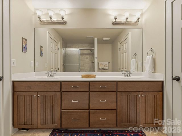 907 Kells Blue Court, Biltmore Lake, NC 28715