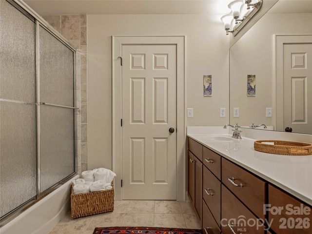 907 Kells Blue Court, Biltmore Lake, NC 28715