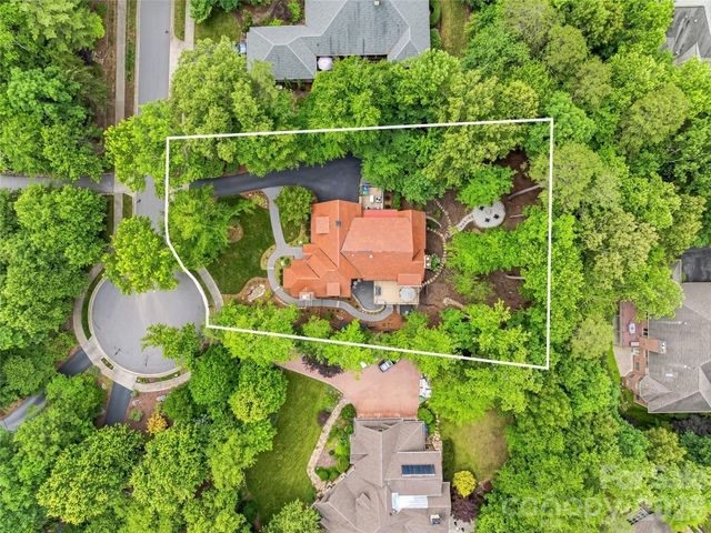 907 Kells Blue Court, Biltmore Lake, NC 28715