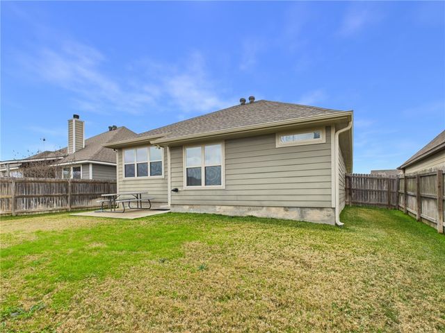 2102 Polmont Drive, Bryan, TX 77807