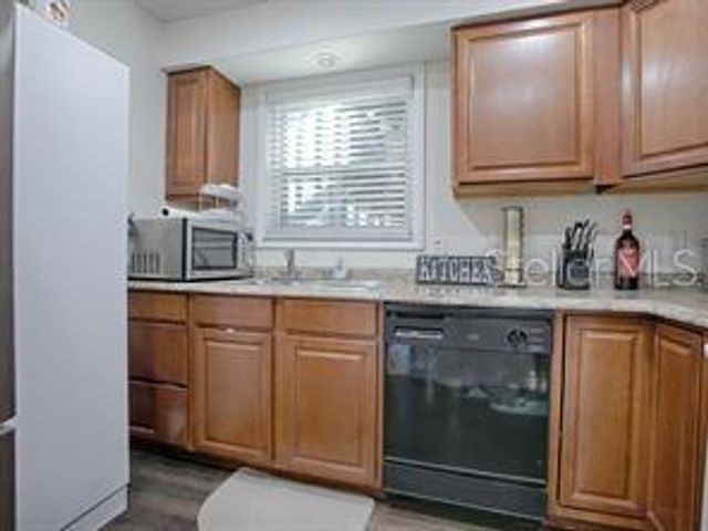 24104 SANDALWOOD DRIVE 104, Wildwood, FL 34785