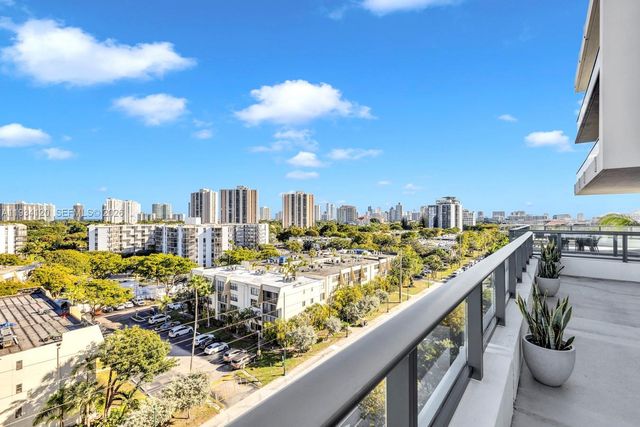 2960 NE 207 Street 810, Aventura, FL 33180