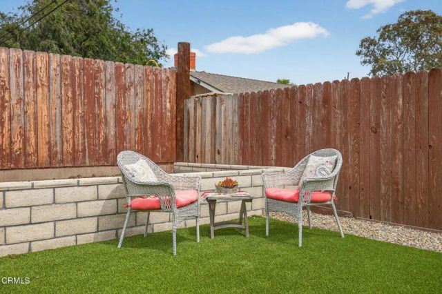 1290 Rugby Avenue, Ventura, CA 93004