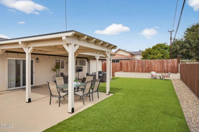 1290 Rugby Avenue, Ventura, CA 93004