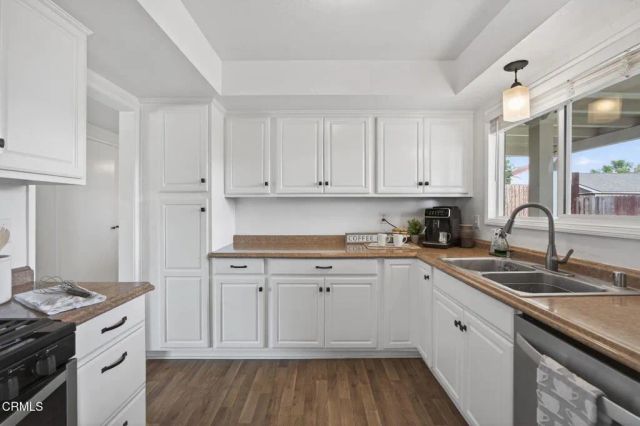 1290 Rugby Avenue, Ventura, CA 93004