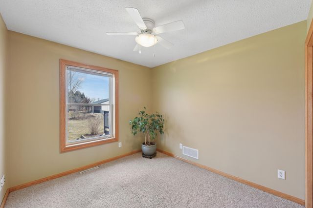 696 Buttercup Court, Hudson, WI 54016