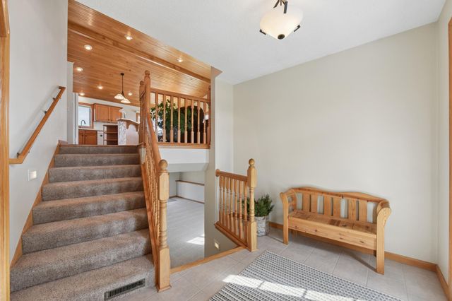 696 Buttercup Court, Hudson, WI 54016