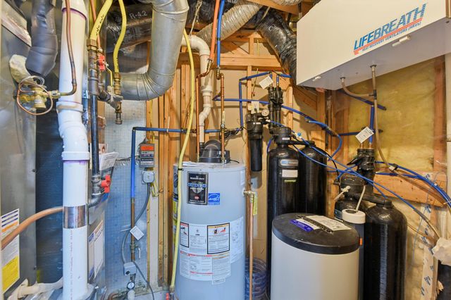 696 Buttercup Court, Hudson, WI 54016