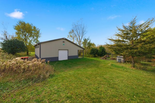 696 Buttercup Court, Hudson, WI 54016