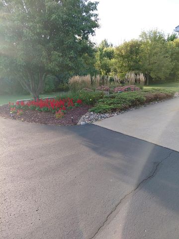 696 Buttercup Court, Hudson, WI 54016