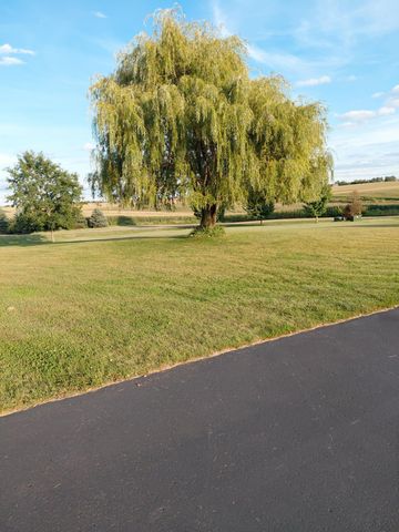 696 Buttercup Court, Hudson, WI 54016