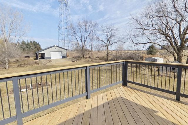 696 Buttercup Court, Hudson, WI 54016