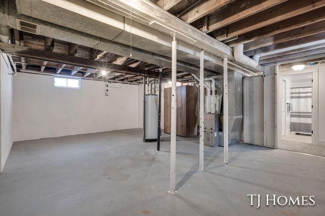 948 Becker Road, Muskegon Twp, MI 49445