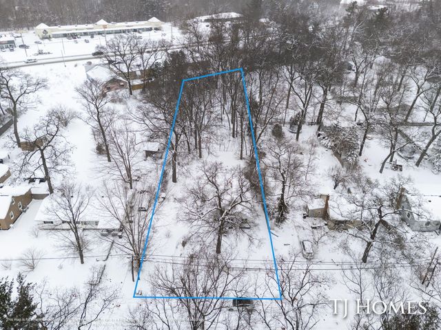 948 Becker Road, Muskegon Twp, MI 49445