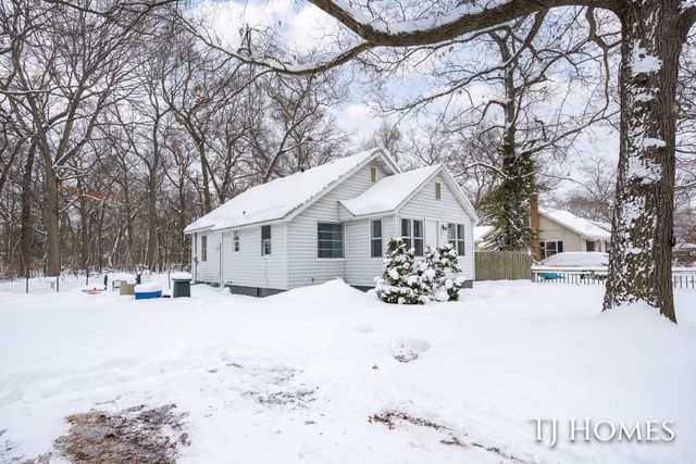 948 Becker Road, Muskegon Twp, MI 49445