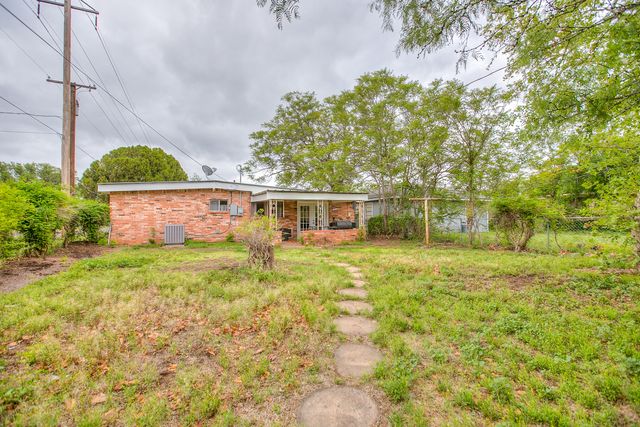3102 Woodlawn Drive, San Angelo, TX 76901