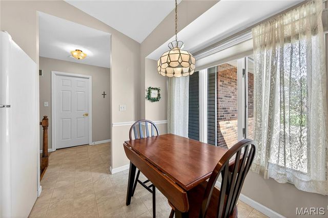 2476 Fox Bridge Court, Lake St Louis, MO 63367