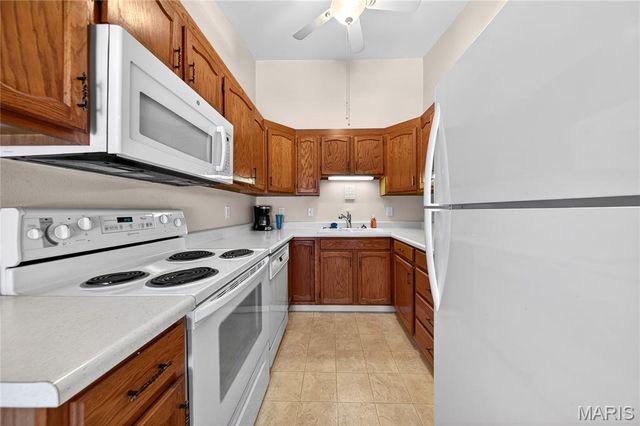 2476 Fox Bridge Court, Lake St Louis, MO 63367