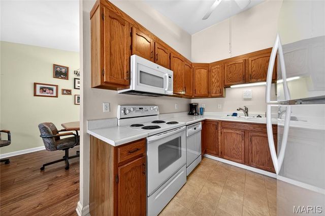 2476 Fox Bridge Court, Lake St Louis, MO 63367