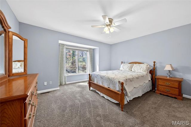 2476 Fox Bridge Court, Lake St Louis, MO 63367