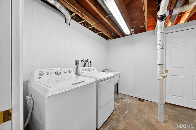 2476 Fox Bridge Court, Lake St Louis, MO 63367