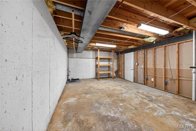 2476 Fox Bridge Court, Lake St Louis, MO 63367