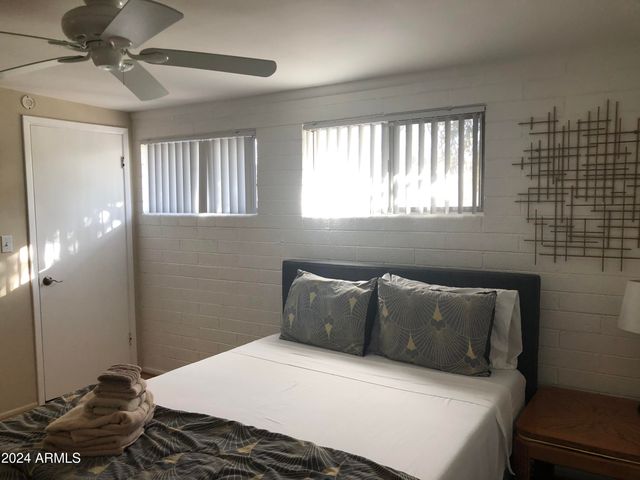 2015 S GRANADA Drive 1, Tempe, AZ 85282