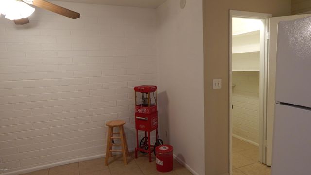 2015 S GRANADA Drive 1, Tempe, AZ 85282